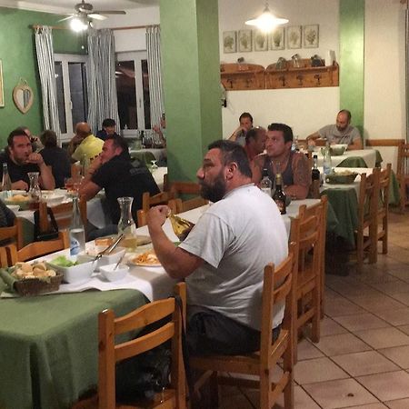 Garni Erta Villa Авио Екстериор снимка