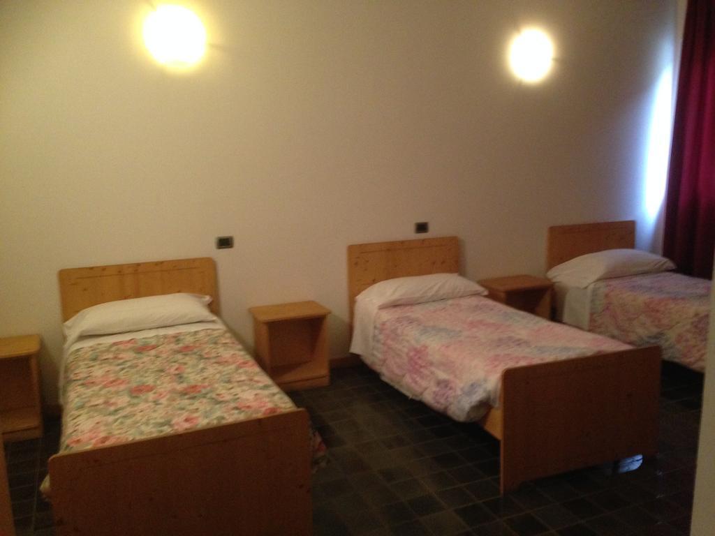 Garni Erta Villa Авио Екстериор снимка